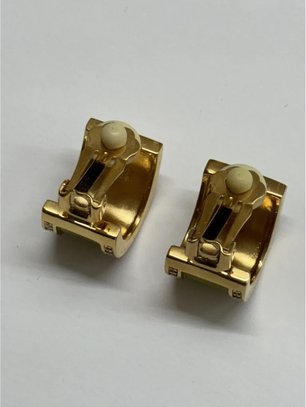 Vtg Joan Rivers green Enamel Crystal clip on Half Hoop Earrings - Picture 3 of 4